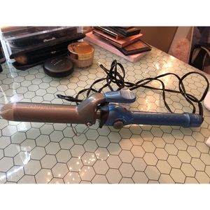 Babylon’s Pro Nano Titanium 1 1/4inch Curling Iron